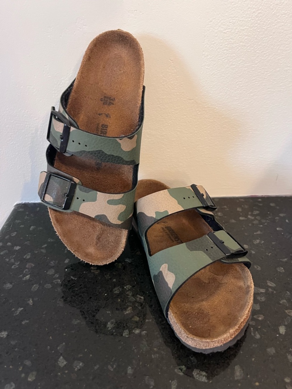 Birkenstock Sandals Camo Kids Size 3-3 1/2 (34 cm)
